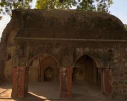 The site also has a mosque which is situated of South-West side of Baoli and is situated on four pillars with heavy stone on its roof.